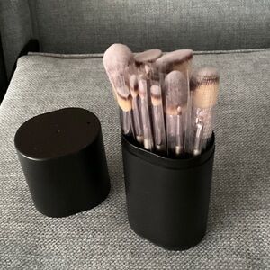 Black Makeup Brush Set with Case